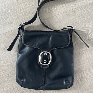 Vintage Coach Leather Crossbody Bag – Black Buckle Flap